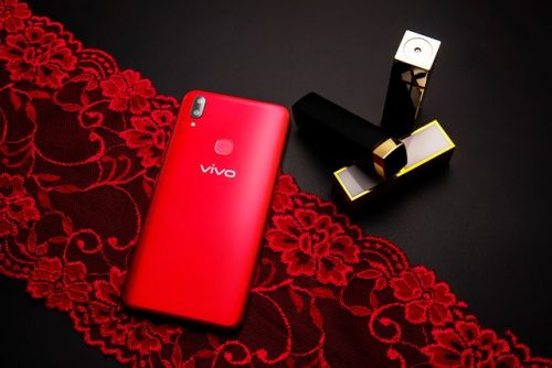 Summer Must-Haves VIVO V9 Red Velvet