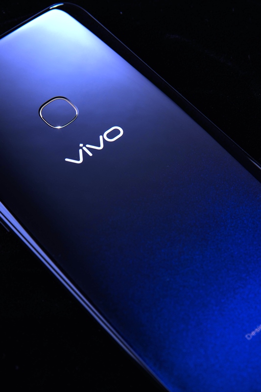 Vivo V11i - Powerful Mid-range Smartphone at a Lower Price Point