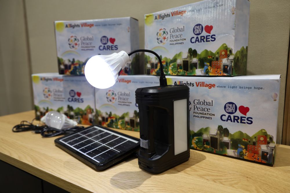 Light Organization Program Bringing Light and Hope: SM Cares Partners with Global Peace Foundation